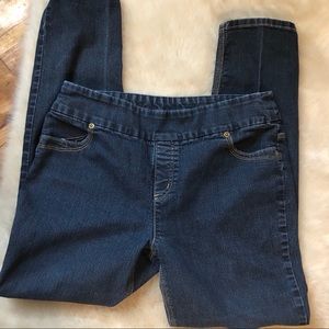 Chico’s so slimming jegging size Large